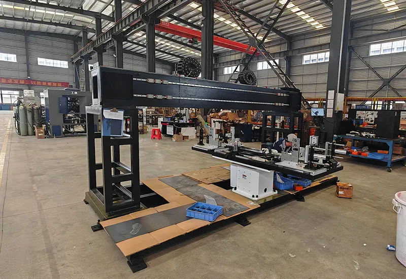Customized welding platform