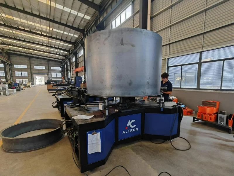 90 degree flange flanging