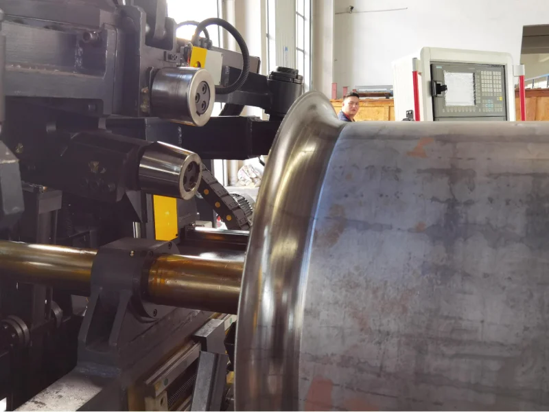 Axial fan bell mouth flange