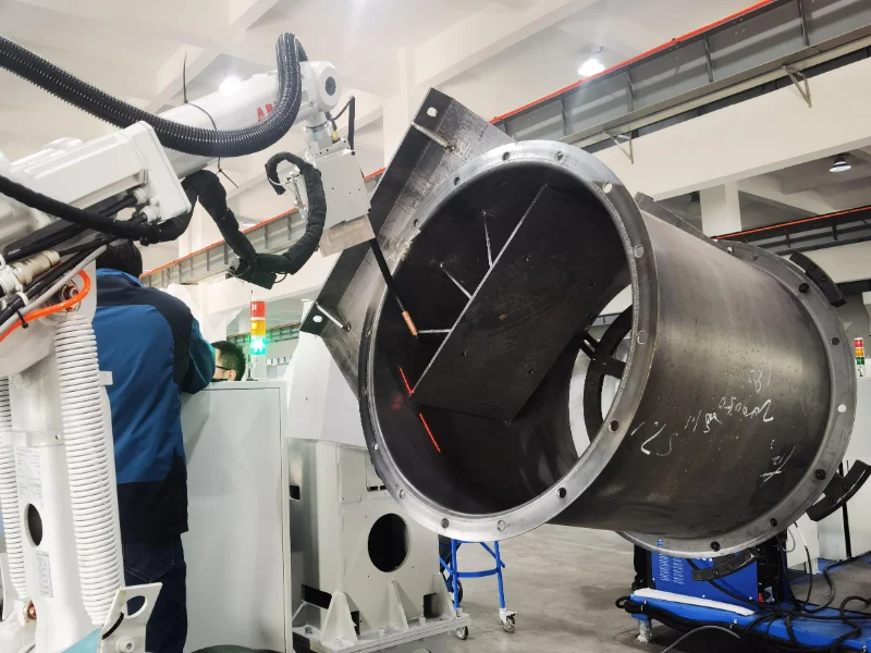 Axial fan motor bracket welding