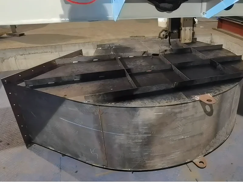 Centrifugal fan casing reinforcement welding