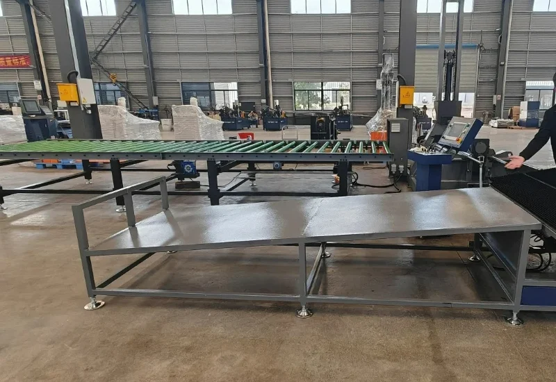 Semi-automatic rolling production line